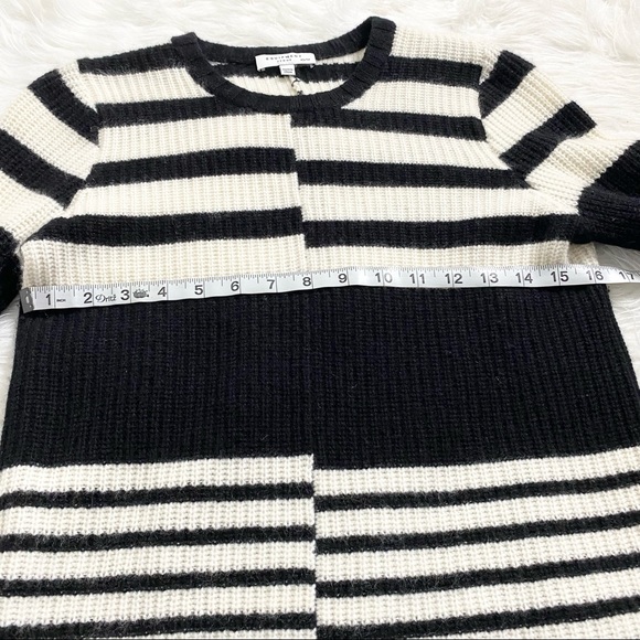EQUIPMENT FEMME Black and White Sweater - Picture 3 of 4